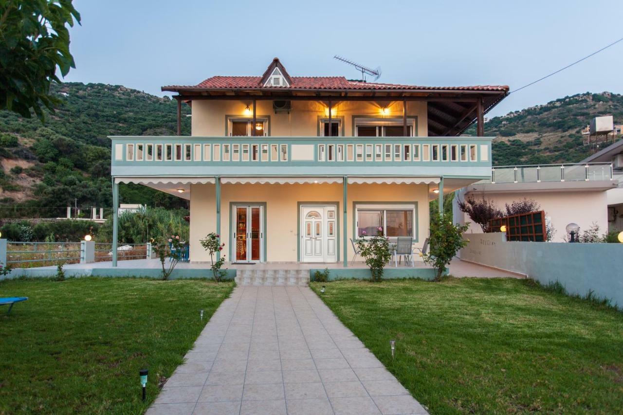 House Just On The Beach -Included 2 Canoe, 2 Bicycles Ravdhoukha Екстер'єр фото